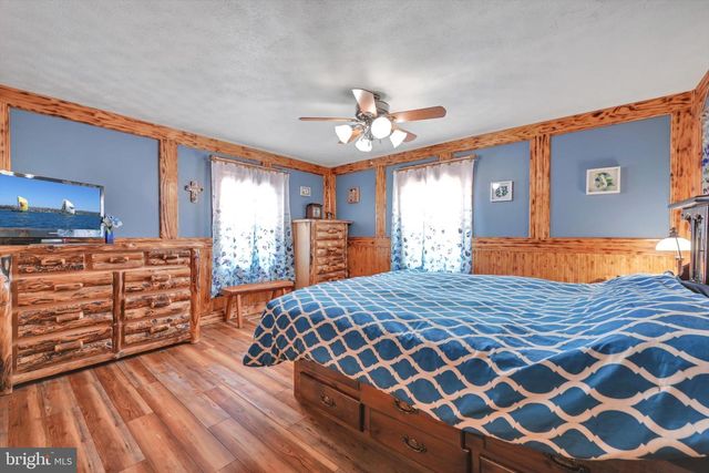 641 LAUDERMILCH RD, Hummelstown, PA 17036