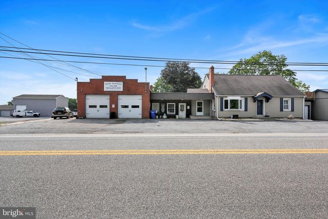 641 LAUDERMILCH RD, Hummelstown, PA 17036