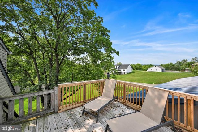 641 LAUDERMILCH RD, Hummelstown, PA 17036