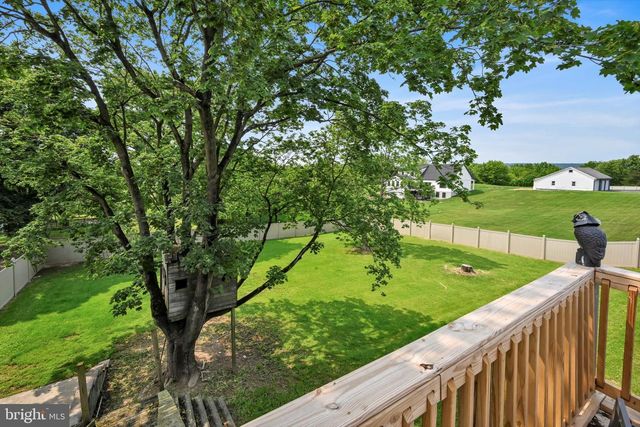 641 LAUDERMILCH RD, Hummelstown, PA 17036