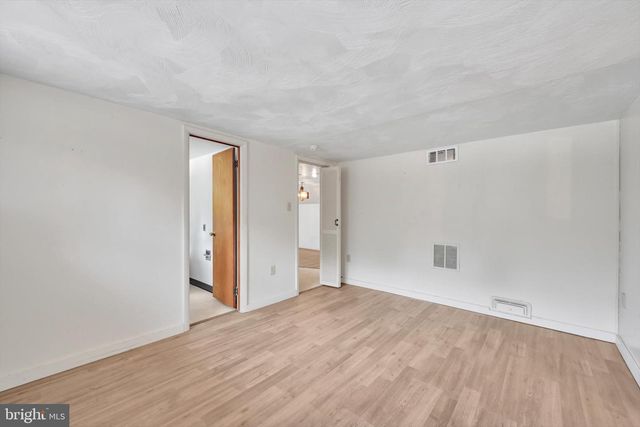 641 LAUDERMILCH RD, Hummelstown, PA 17036