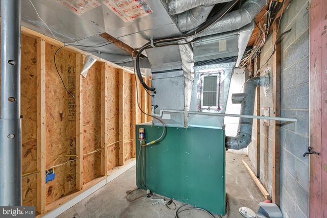 641 LAUDERMILCH RD, Hummelstown, PA 17036