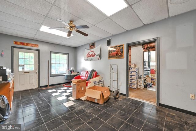 641 LAUDERMILCH RD, Hummelstown, PA 17036