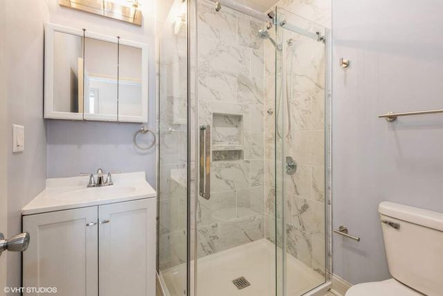 1446 W Irving Park Road 2, Chicago, IL 60613