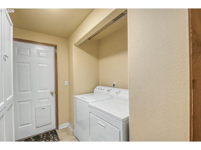 23786 Sw LODGEPOLE Ter, Sherwood, OR 97140