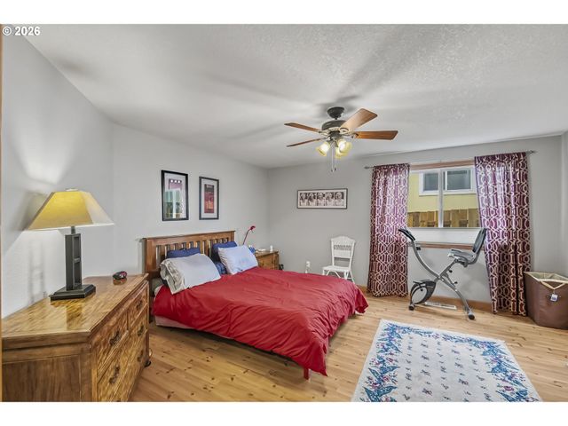 23786 Sw LODGEPOLE Ter, Sherwood, OR 97140