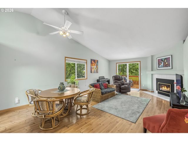 23786 Sw LODGEPOLE Ter, Sherwood, OR 97140