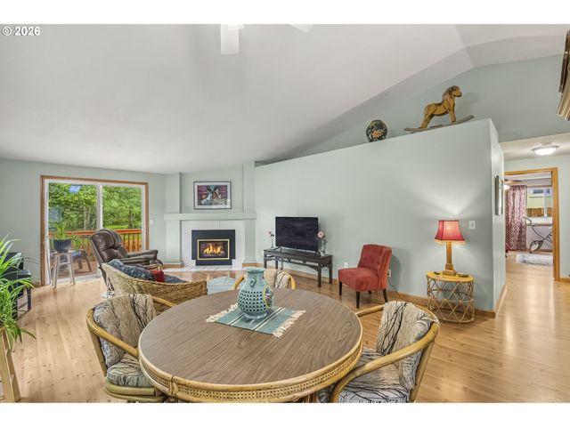 23786 Sw LODGEPOLE Ter, Sherwood, OR 97140