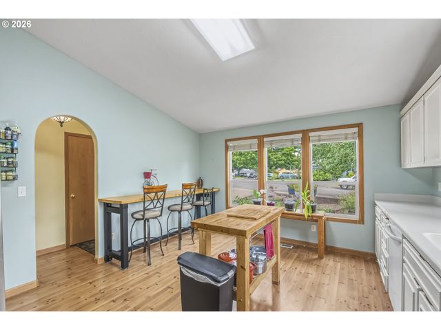 23786 Sw LODGEPOLE Ter, Sherwood, OR 97140