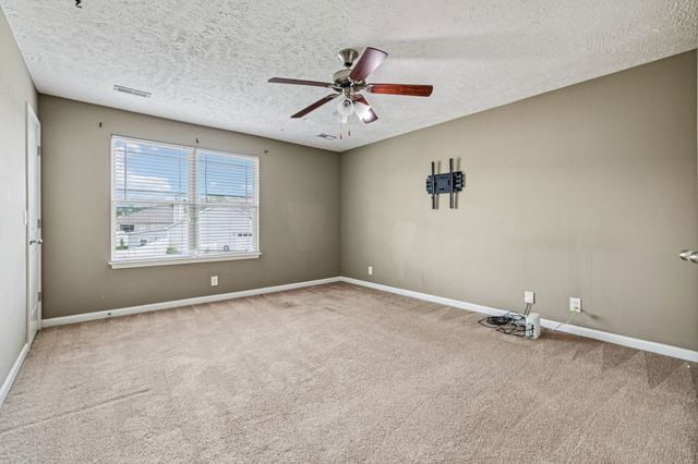 101 Kimbell Ct, Murfreesboro, TN 37128