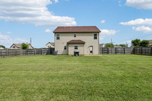 101 Kimbell Ct, Murfreesboro, TN 37128