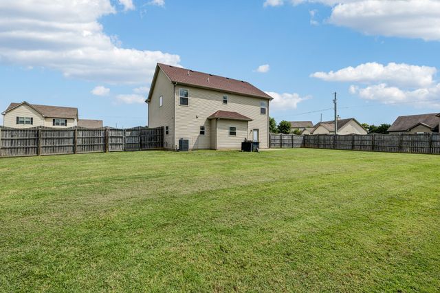 101 Kimbell Ct, Murfreesboro, TN 37128