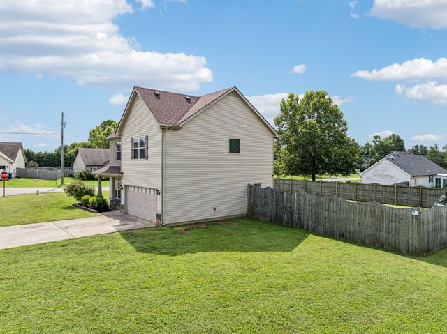 101 Kimbell Ct, Murfreesboro, TN 37128