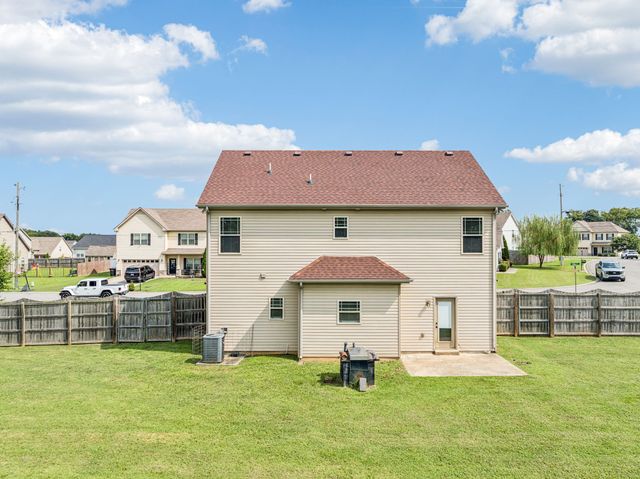 101 Kimbell Ct, Murfreesboro, TN 37128