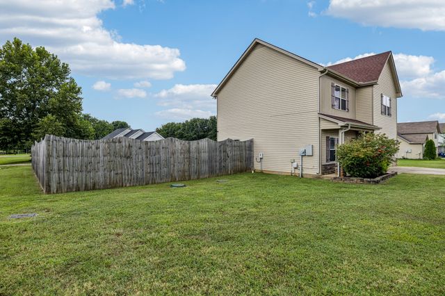 101 Kimbell Ct, Murfreesboro, TN 37128