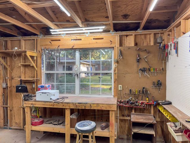 1127 Victory Garden Drive, Tallahassee, FL 32301