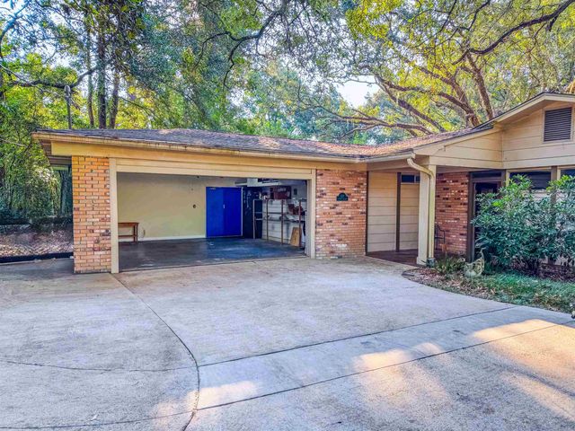 1127 Victory Garden Drive, Tallahassee, FL 32301