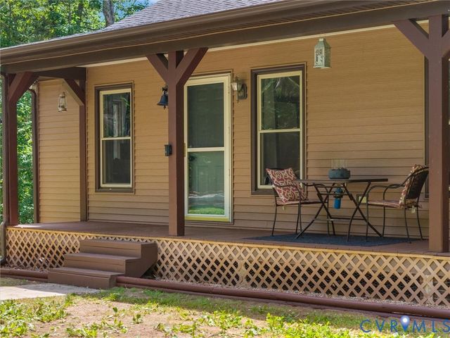 4616 Paynes Mill Rd, Bumpass, VA 23024