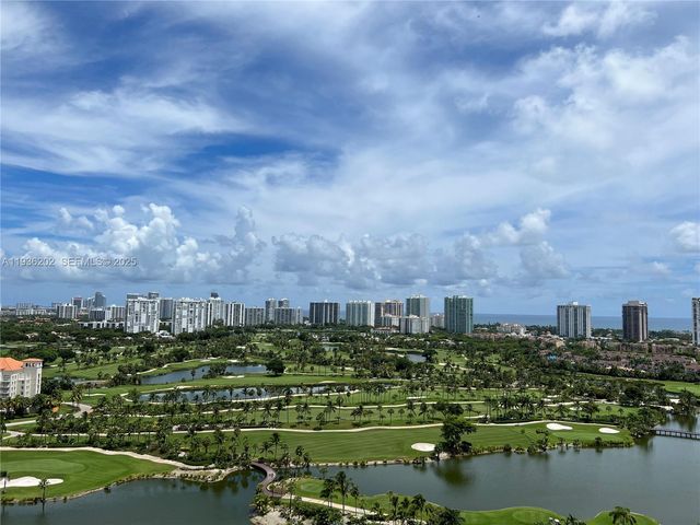 19501 W Country Club Dr 2313, Aventura, FL 33180