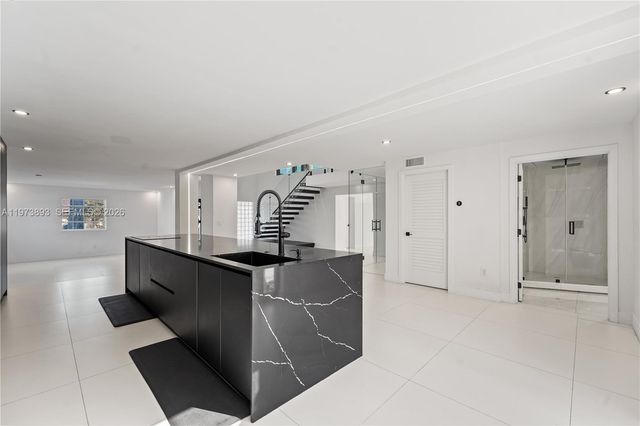 17740 SW 83rd Ave, Palmetto Bay, FL 33157