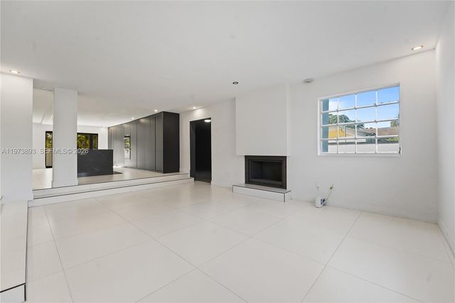 17740 SW 83rd Ave, Palmetto Bay, FL 33157