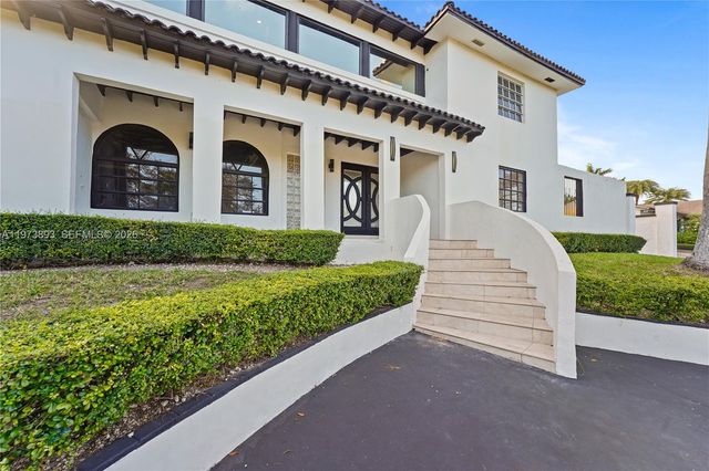 17740 SW 83rd Ave, Palmetto Bay, FL 33157