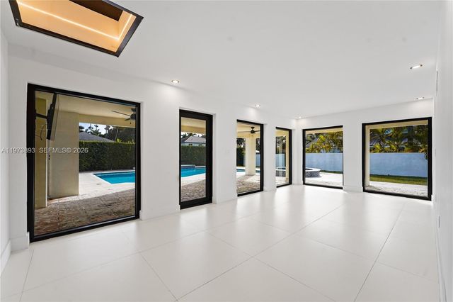 17740 SW 83rd Ave, Palmetto Bay, FL 33157