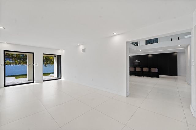 17740 SW 83rd Ave, Palmetto Bay, FL 33157