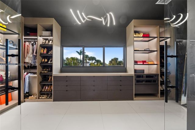 17740 SW 83rd Ave, Palmetto Bay, FL 33157