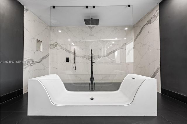 17740 SW 83rd Ave, Palmetto Bay, FL 33157