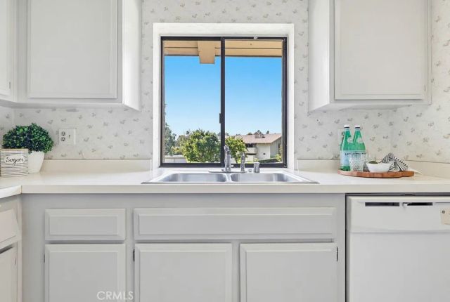 13654 La Jolla, La Mirada, CA 90638