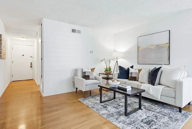 13654 La Jolla, La Mirada, CA 90638