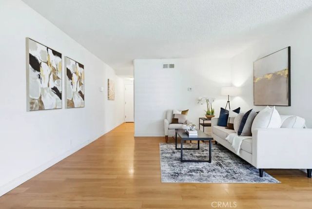 13654 La Jolla, La Mirada, CA 90638