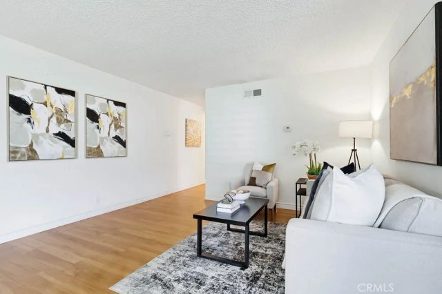13654 La Jolla, La Mirada, CA 90638