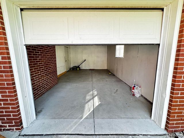 34052 Viceroy Drive, Sterling Heights, MI 48310