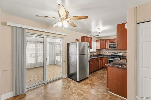 34052 Viceroy Drive, Sterling Heights, MI 48310