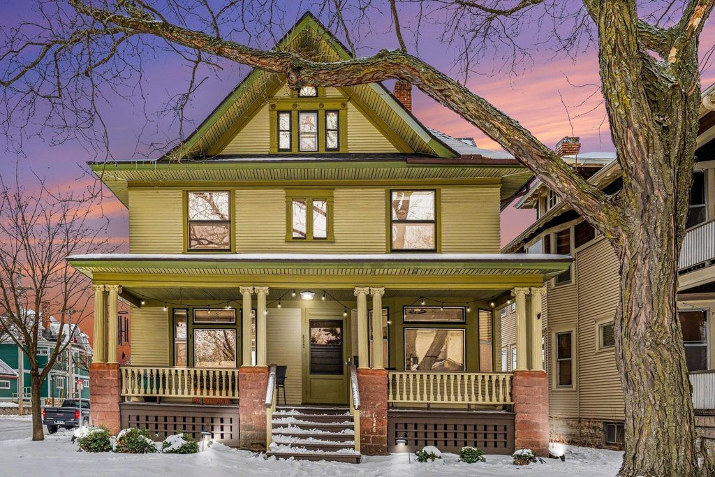 802 Ashland Avenue, Saint Paul, MN 55104