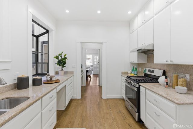 953 Leavenworth Street, San Francisco, CA 94109