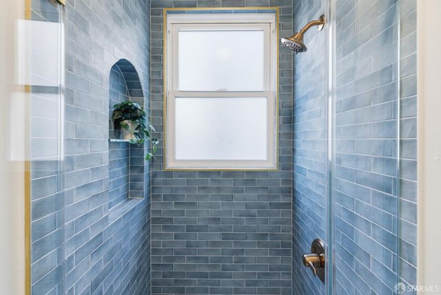 953 Leavenworth Street, San Francisco, CA 94109