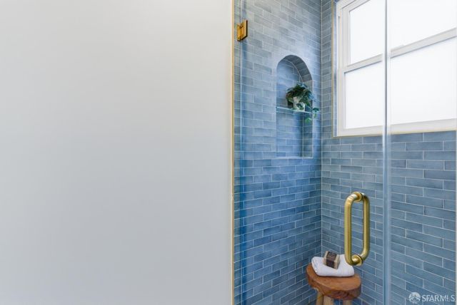 953 Leavenworth Street, San Francisco, CA 94109