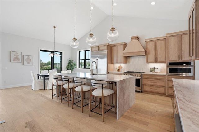 575 Morning Cove Circle, Verona, WI 53593