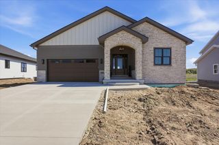 575 Morning Cove Circle, Verona, WI 53593