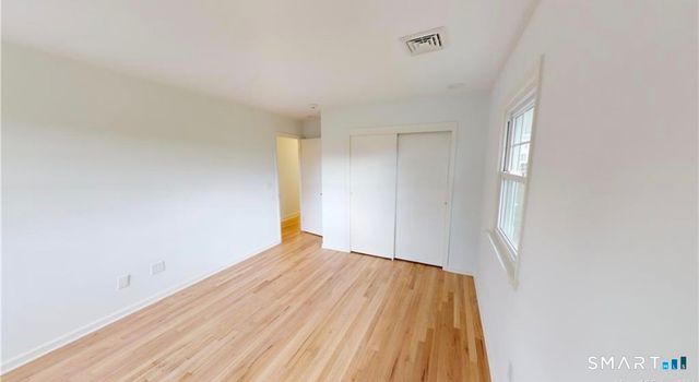 1 Cottontail Road, Norwalk, CT 06854