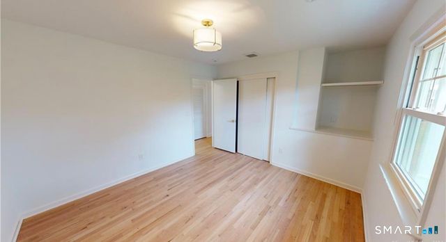 1 Cottontail Road, Norwalk, CT 06854