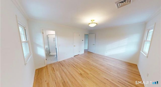 1 Cottontail Road, Norwalk, CT 06854