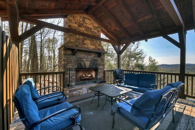 470 Gobbler Knob Drive, Ellijay, GA 30540