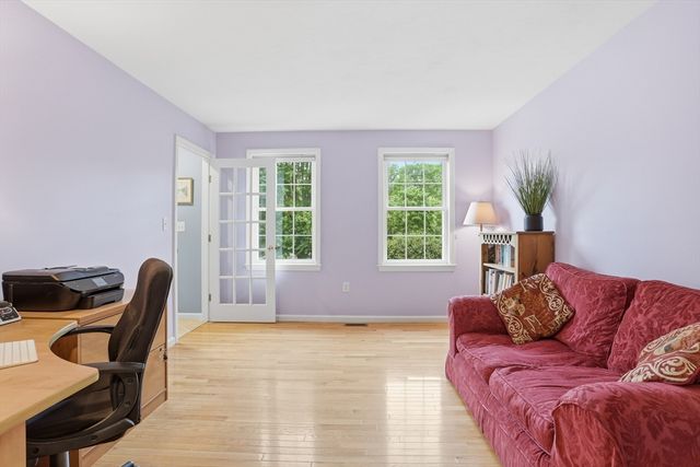 1 Partridge Ln, Littleton, MA 01460