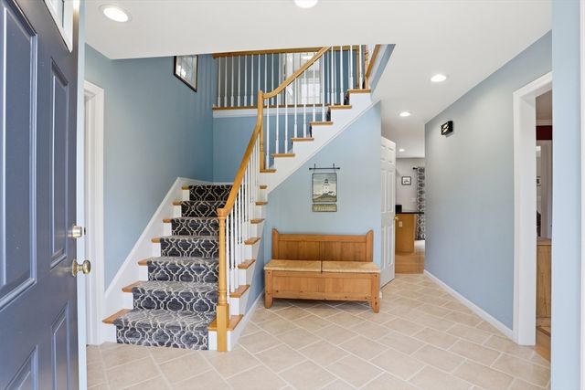 1 Partridge Ln, Littleton, MA 01460