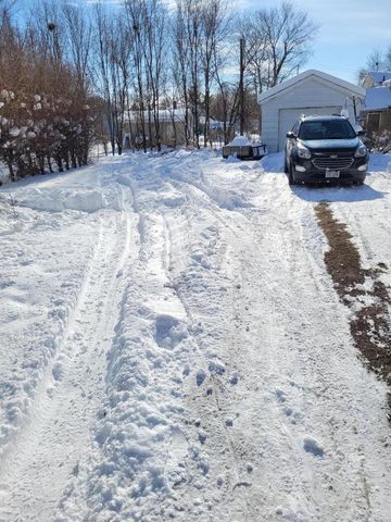 608 E Washington STREET, Delavan, WI 53115