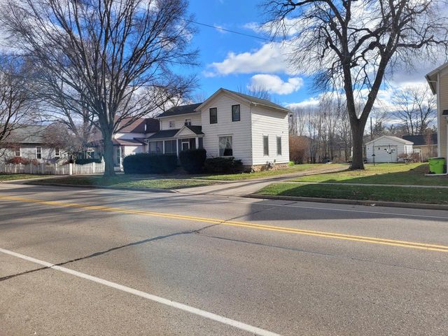 608 E Washington STREET, Delavan, WI 53115